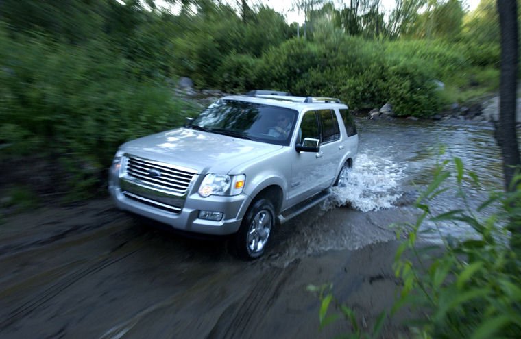 2006 Ford Explorer Picture
